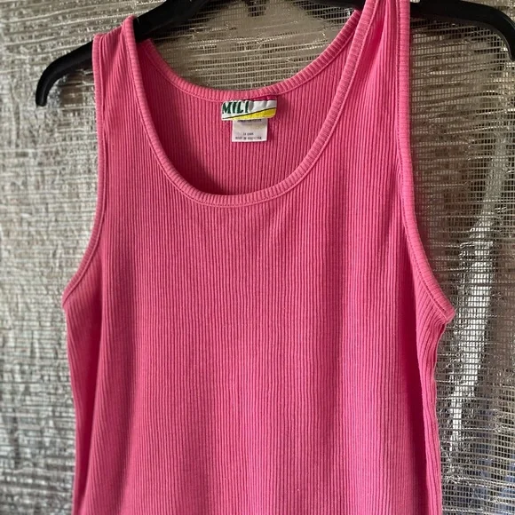 Pink Ribbed Tank Top - Picture 2 of 6